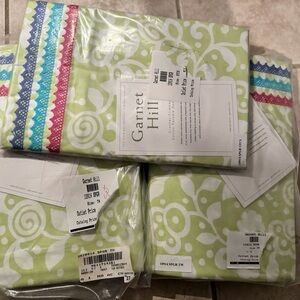 NEW Garnet Hill Lime Swirl Crochet Twin Sheet Set with Colorful Trim